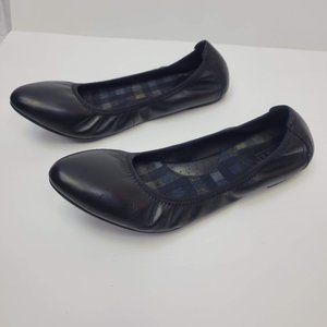 Born black leather pointed toe ballet flats sz 9.5